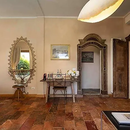 Bed & Breakfast La Cucchetta 4*
